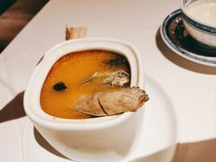 元气黑枣山药煲乌鸡汤-汤城小厨•粤菜•靓汤(金宝街店)