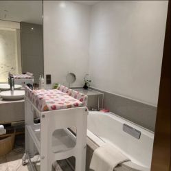 -玥奢国际母婴护理中心(滨江宝龙店)