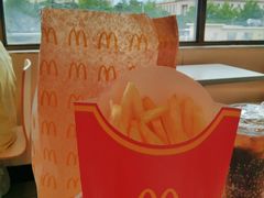 -麦当劳(军博店)