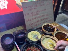 -郭婆婆疯子鸡·土货江湖菜馆