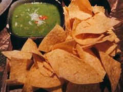 莎莎酱配玉米片-Q MEX 库迈墨西哥餐吧(三里屯店)
