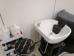 -EMILY 艾米莉 烫染沙龙