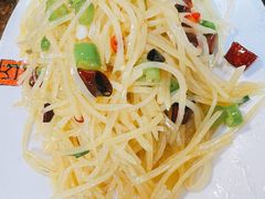 酸辣土豆丝-文记沸腾鱼(永安路总店)
