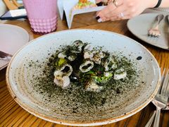 小鱿鱼配小甘蓝-BOR Eatery(安福路店)