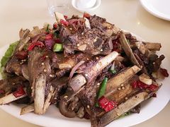 -悦牧·酸汤牛肉火锅(沃尔玛店)