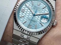 -华夏典当行(龙德广场店)