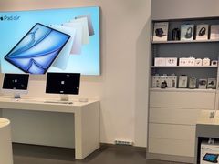 -Apple授权专营店(宝山万达店)