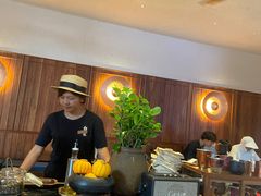 -银米·云南传统过桥米线(双廊黑金冠店)