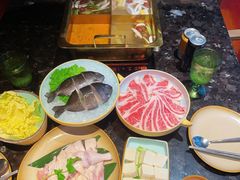 -雾山韩式烤肉·海南糟粕&椰子鸡火锅·海景餐厅(三亚绿发山海天JW万豪酒店)