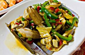 Stir-Fried Large Clams