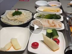 -海底捞火锅(曹安公路店)