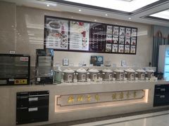 -颐而康·按摩·艾灸·足疗(汽车东站店)