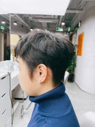 -变画·发型STUDIO