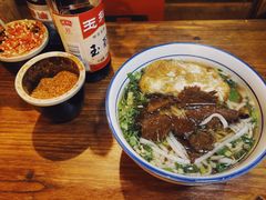 -矮子粉店1985·长沙米粉(湘春路店)