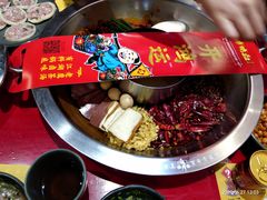 -谭鸭血老火锅(七宝万科广场店)