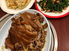 -聚首堂·特色小吃·肘子(什刹海德胜门店)