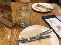 -乐凯撒披萨(东方新世界店)