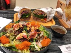 无花果藜麦沙拉-THE WOODS 简餐 (国贸商城店)