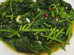 炒地瓜叶-第一家鲜鱼汤清真老饭店(回新路店)