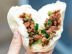 -李与白包子铺(桐梓林店)