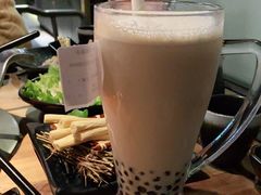 大红袍珍珠奶茶-湊湊火锅·茶憩(杭州湖滨银泰in77店)