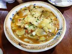 -黄桷树曹家私房菜(江与城店)