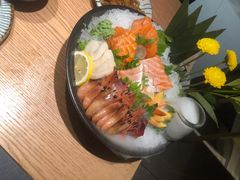 -枝魯枝魯自助料理