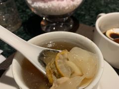 鲍鱼鱼翅花胶汤-白天鹅宾馆·流浮阁咖啡厅