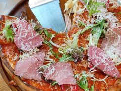 -Dragon Pizza•圆脸龙披萨·牛排餐厅