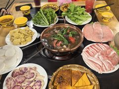 -银同牦牛肉火锅