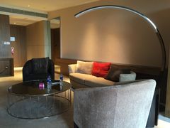 -上海滴水湖皇冠假日酒店