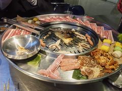 -哈哈碳都·牛肋条无限自助烤肉(宝龙店)