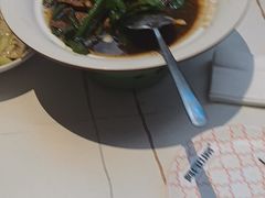 -阿瓦山寨·湘菜现炒·剁椒鱼头王(咸阳总店)