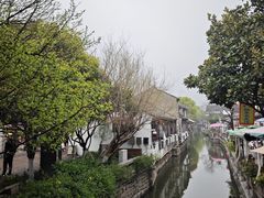 -若有设计师酒店(苏州火车站地铁站店)