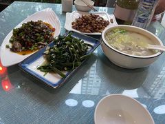 -庶民居中餐馆(花土店)