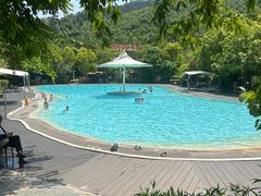 -十万大山布透温泉