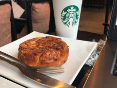 -星巴克(南宁民歌湖店)