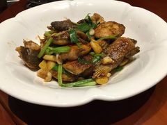 蒜仔焗大头鱼-珍宝楼