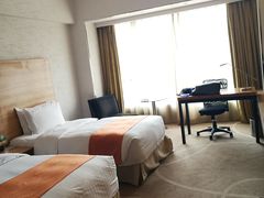 -上海虹桥西郊假日酒店
