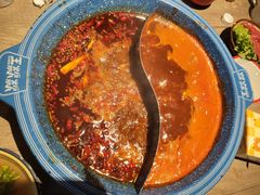 重庆红油经典鸳鸯锅-王歘歘·chuǎ火锅(五道营店)