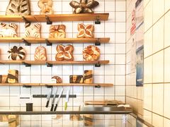 面包甜点陈列柜-81BAKERY(大学路店)