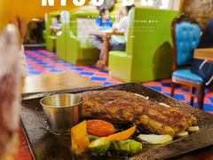 莫斯科火焰牛排-米德维奇俄式西餐厅(西六道街店)