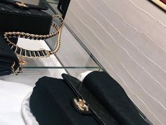 -CHANEL(恒隆广场店)