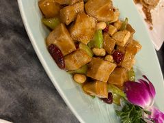 -功德林·素食餐厅(黄河路鸿祥大厦店)