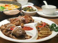 -山城外·非遗酸菜鱼(财富中心店)