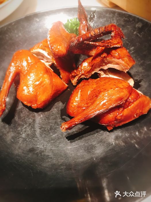 汤城小厨(西直门凯德MALL店)红烧乳鸽图片
