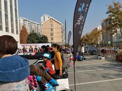 -大摩华尔街生活广场