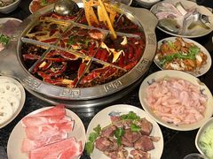 -洞亭火锅(防空洞总店)