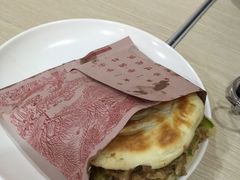 -古城腊汁肉夹馍(新华百货CCmall店)