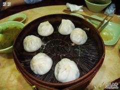 -珊珊小笼馆(仙霞路店)